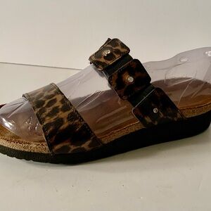 Look new..NAOT..Leopard Print Sandals